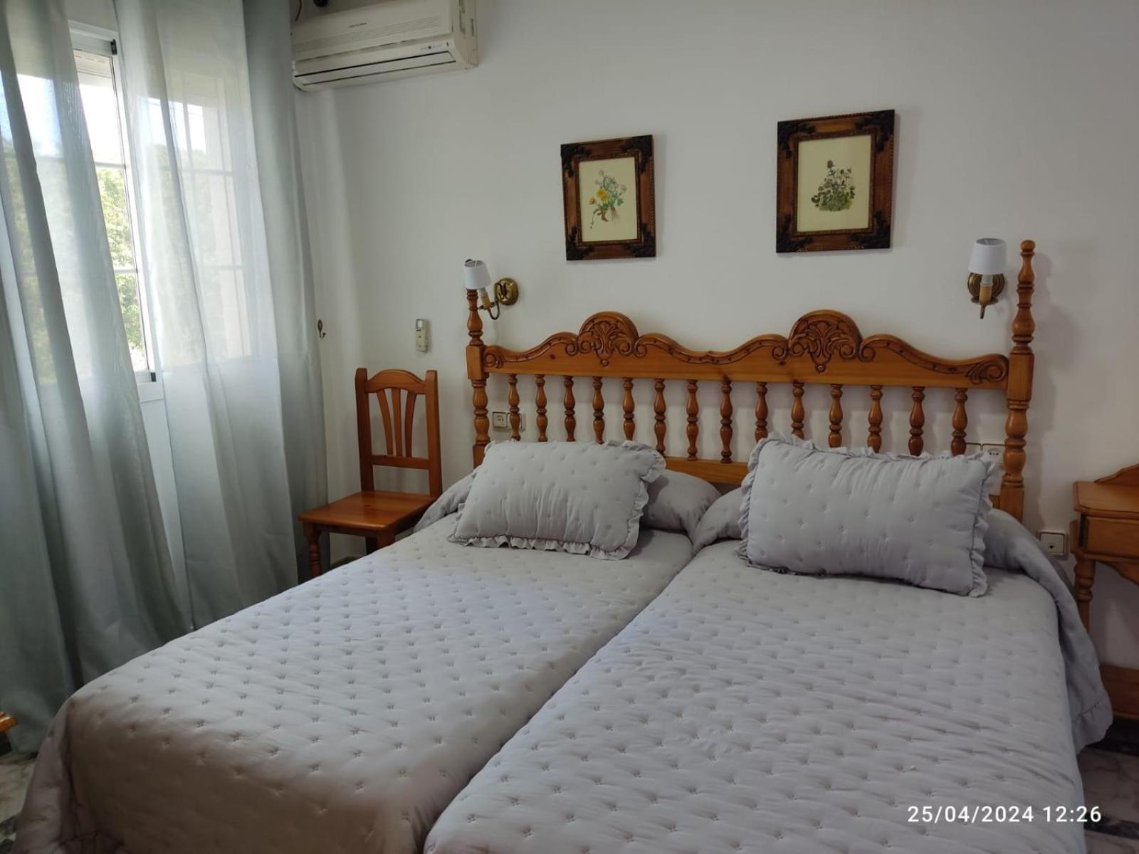 Hostal Quinto Pino Chipiona Kültér fotó