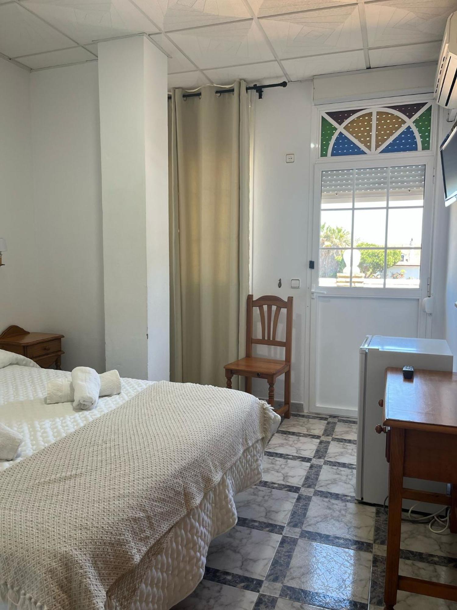 Hostal Quinto Pino Chipiona Kültér fotó