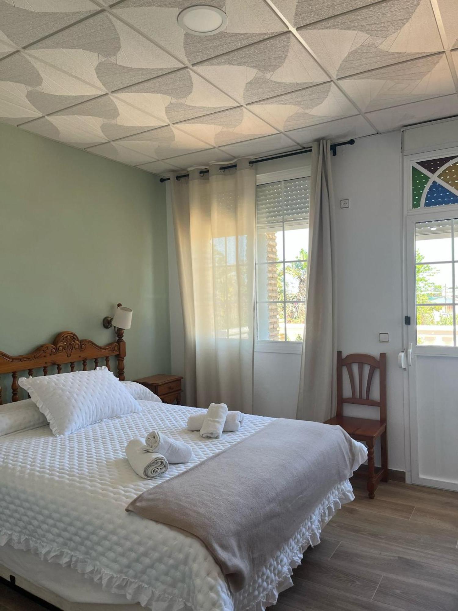 Hostal Quinto Pino Chipiona Kültér fotó